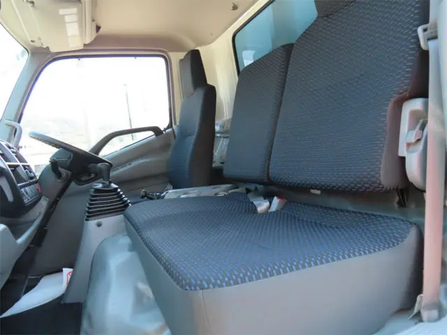 日野 デュトロ 2KG-XZU712M(2WD)の写真12