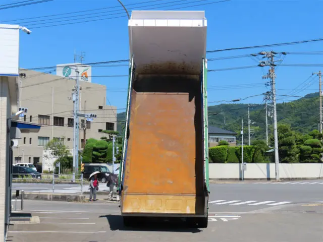 日野 プロフィア 2DG-FS1EGA(6x4)の写真8