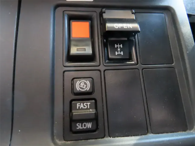 日野 プロフィア 2DG-FS1EGA(6x4)の写真17