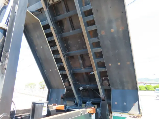 日野 プロフィア 2DG-FS1EGA(6x4)の写真49