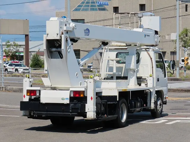 いすゞ エルフ TKG-NKR85YN(2WD)の写真3