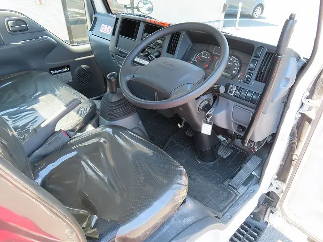 いすゞ エルフ TKG-NKR85YN(2WD)の写真10