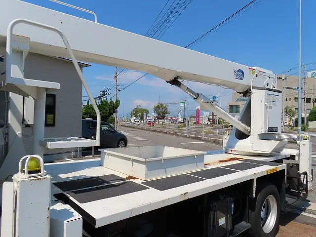 いすゞ エルフ TKG-NKR85YN(2WD)の写真22