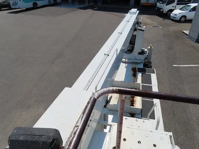 いすゞ エルフ TKG-NKR85YN(2WD)の写真25