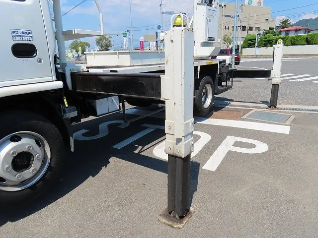 いすゞ エルフ TKG-NKR85YN(2WD)の写真34