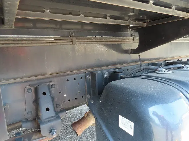 いすゞ エルフ TKG-NKR85YN(2WD)の写真42