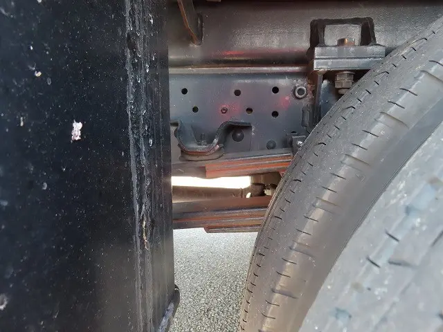 いすゞ エルフ TKG-NKR85YN(2WD)の写真46