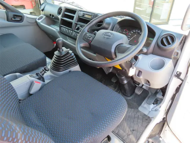 日野 デュトロ 2KG-XZU712M(2WD)の写真13