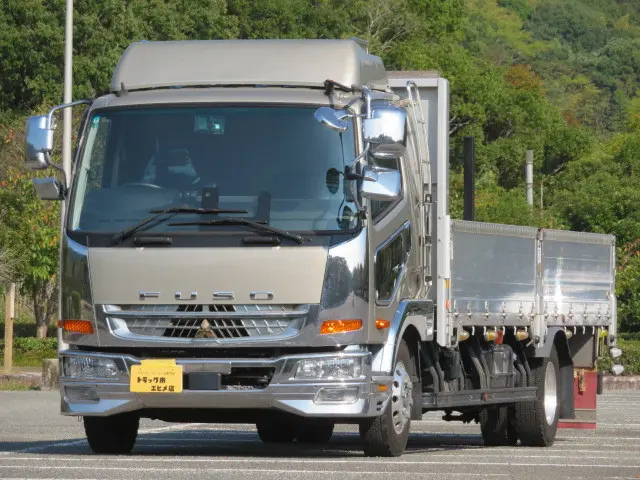 三菱 ファイター 2KG-FK65F(2WD)の写真1