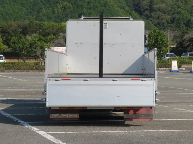 三菱 ファイター 2KG-FK65F(2WD)の写真8