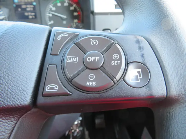 三菱 ファイター 2KG-FK65F(2WD)の写真14