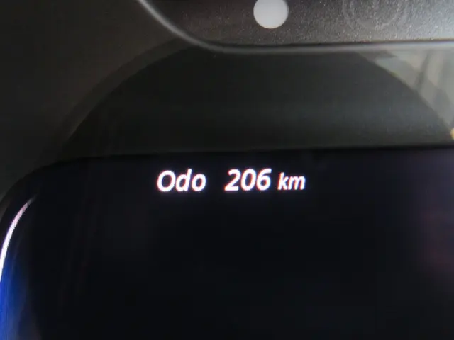 三菱 キャンター 2RG-FBA60(2WD)の写真14