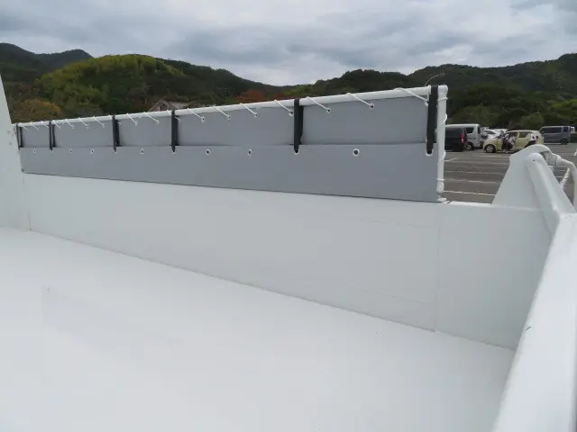 三菱 キャンター 2RG-FBA60(2WD)の写真31