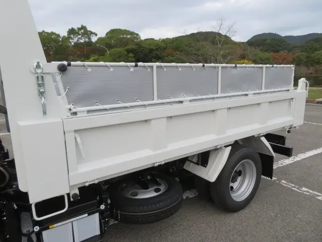 三菱 キャンター 2RG-FBA60(2WD)の写真34