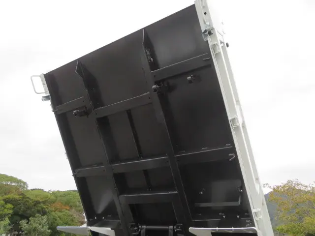 三菱 キャンター 2RG-FBA60(2WD)の写真50