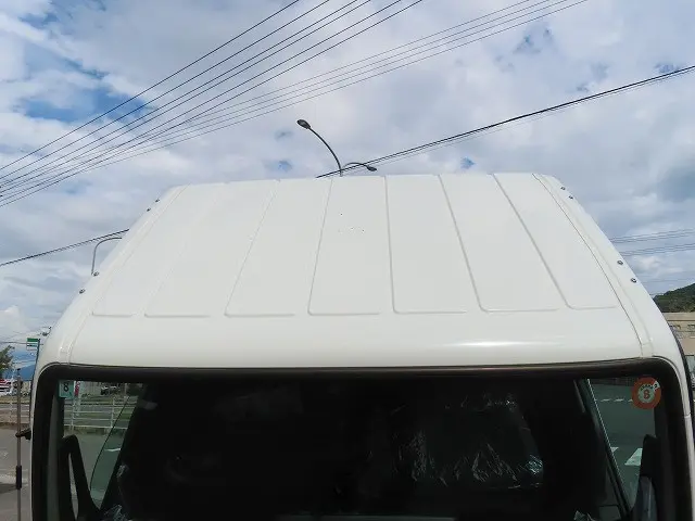三菱 キャンター 2RG-FBA60(2WD)の写真6