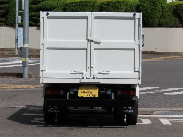 三菱 キャンター 2RG-FBA60(2WD)の写真7