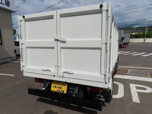 三菱 キャンター 2RG-FBA60(2WD)の写真21