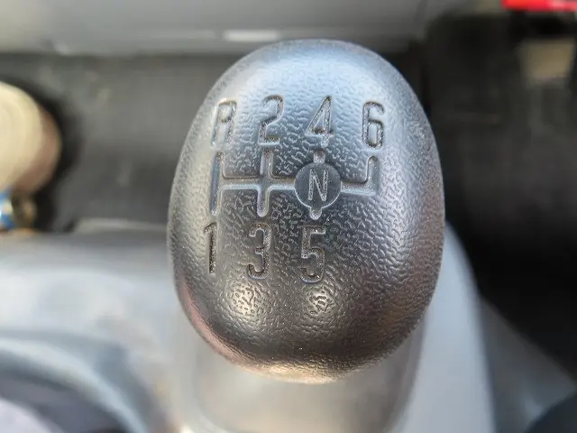 いすゞ エルフ 2PG-NPR88YNの写真18