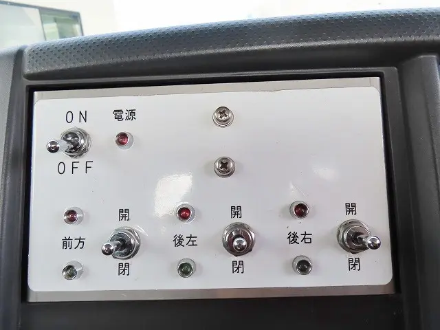 いすゞ エルフ 2PG-NPR88YNの写真20