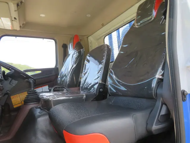 日野 レンジャー 2KG-FD2ABA(2WD)の写真11