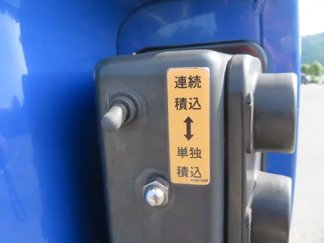 日野 レンジャー 2KG-FD2ABA(2WD)の写真37