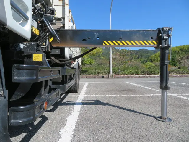 三菱 ファイター QKG-FK62FZ(2WD)の写真39