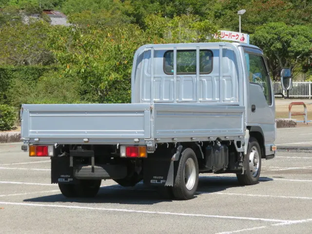 いすゞ エルフ TKG-NJR85A(2WD)の写真2