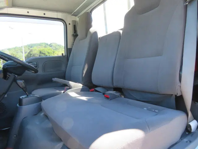 いすゞ エルフ TKG-NJR85A(2WD)の写真11