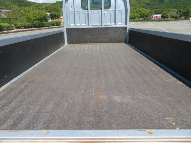 いすゞ エルフ TKG-NJR85A(2WD)の写真23