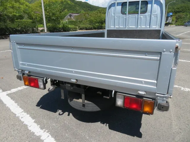 いすゞ エルフ TKG-NJR85A(2WD)の写真32
