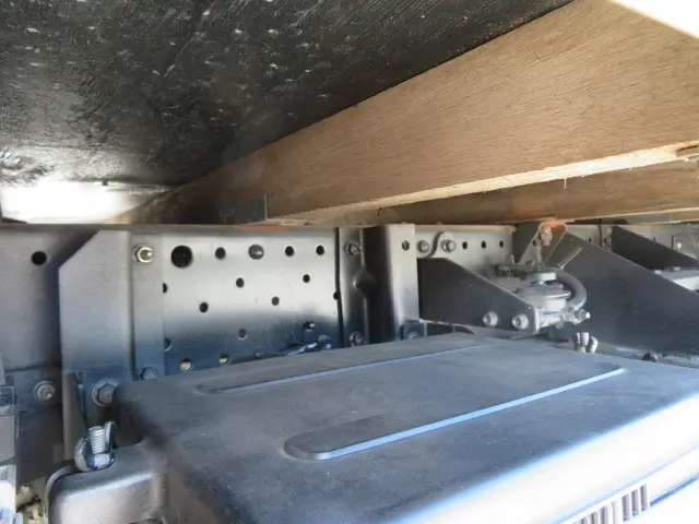 いすゞ エルフ TKG-NJR85A(2WD)の写真40