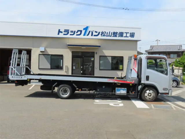 いすゞ エルフ TRG-NPR85AN(2WD)の写真5