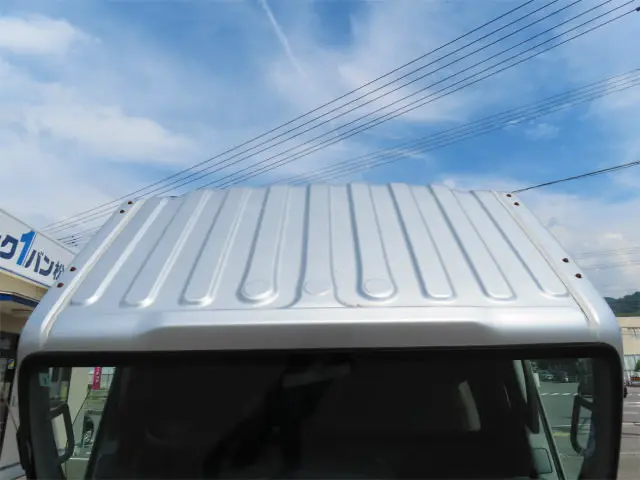 いすゞ エルフ TRG-NPR85AN(2WD)の写真7