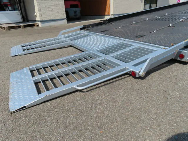 いすゞ エルフ TRG-NPR85AN(2WD)の写真31