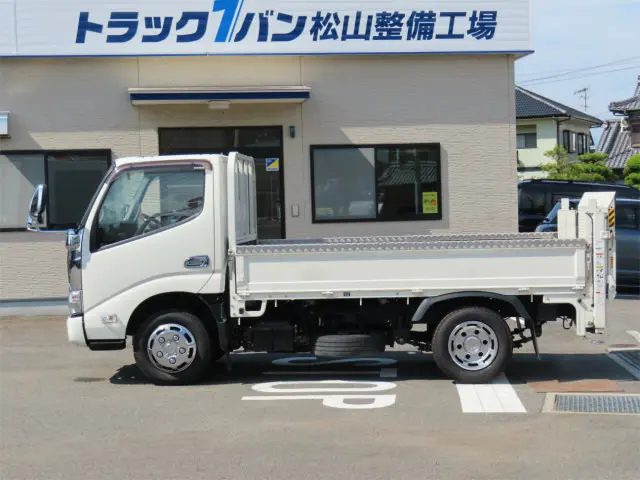 日野 デュトロ TPG-XZU605M(2WD)の写真4