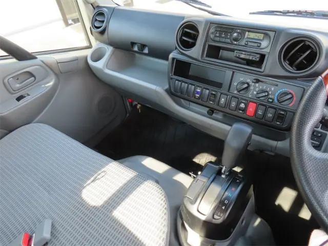 日野 デュトロ TPG-XZU605M(2WD)の写真16