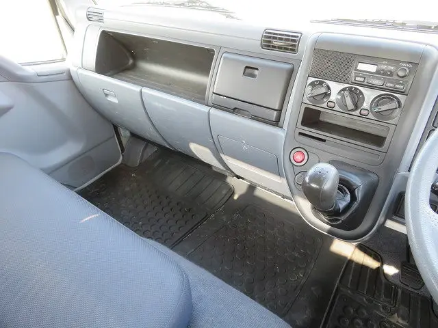 三菱 キャンター PDG-FE82D(2WD)の写真15