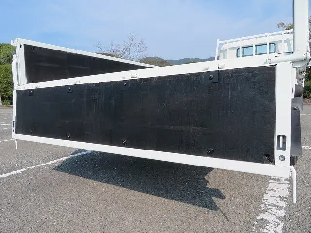 三菱 キャンター PDG-FE82D(2WD)の写真25