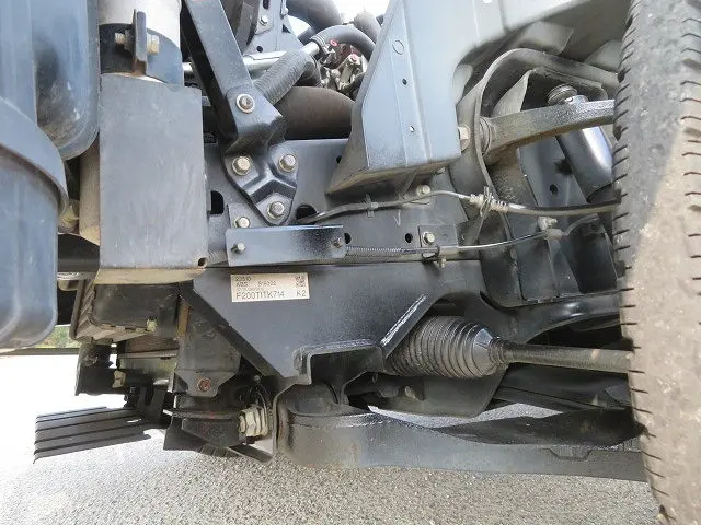 三菱 キャンター PDG-FE82D(2WD)の写真46