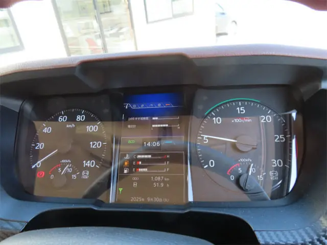 日野 レンジャー 2KG-FE2ACA(2WD)の写真15