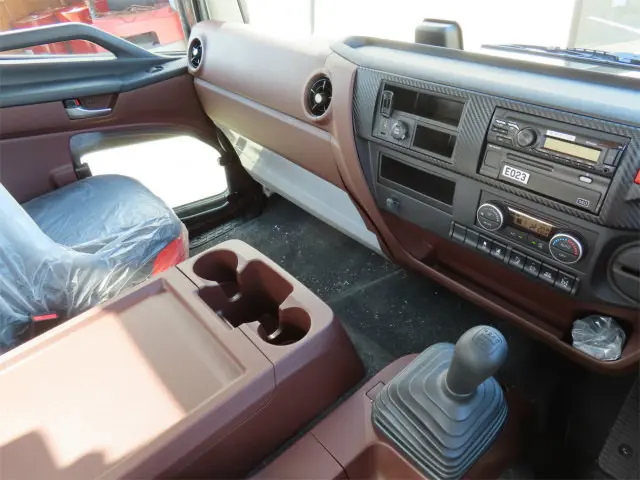 日野 レンジャー 2KG-FE2ACA(2WD)の写真17