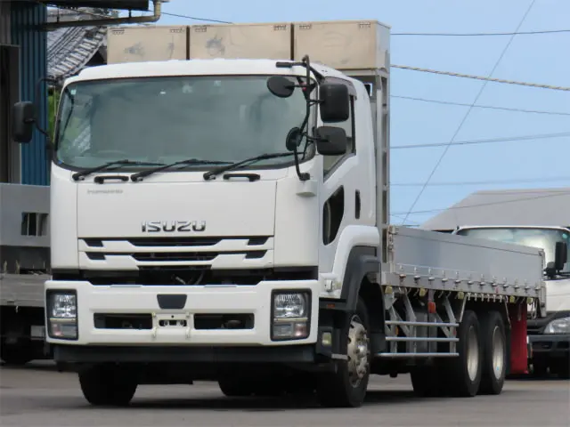 いすゞ フォワード 2KG-FVZ60U2(6x4)の写真1