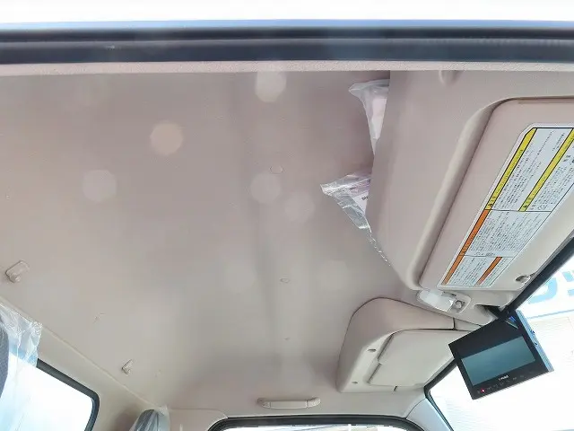 三菱 キャンター 2RG-FEAV0(2WD)の写真25