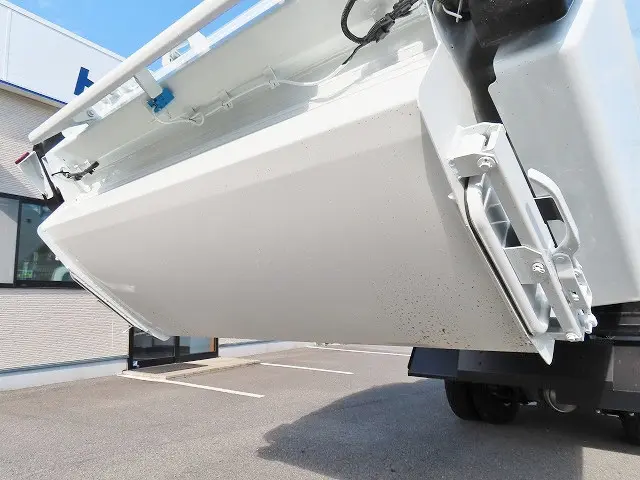 三菱 キャンター 2RG-FEAV0(2WD)の写真30