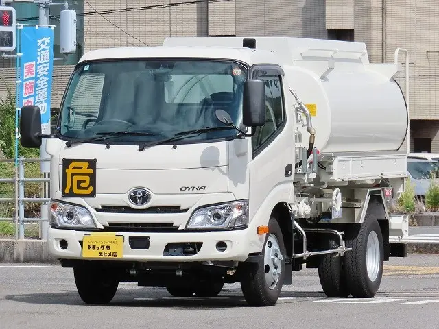 トヨタ ダイナ 2KG-XZU600H(2WD)の写真1