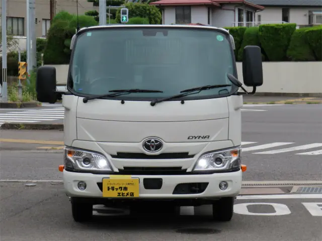 トヨタ ダイナ 2KG-XZC600D(2WD)の写真6