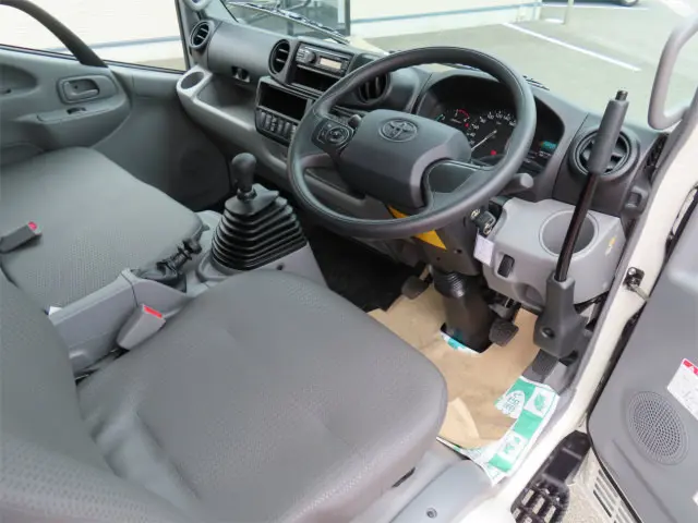 トヨタ ダイナ 2KG-XZC600D(2WD)の写真16