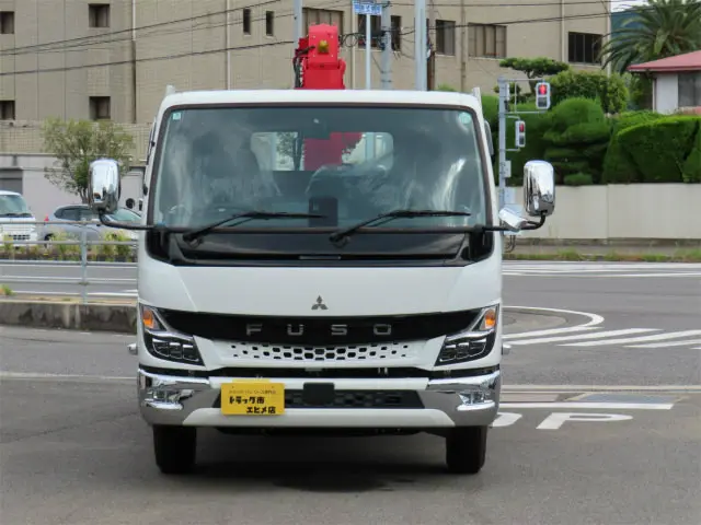 三菱 キャンター 2PG-FEB80(2WD)の写真5