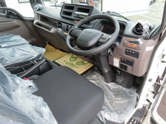 三菱 キャンター 2PG-FEB80(2WD)の写真10